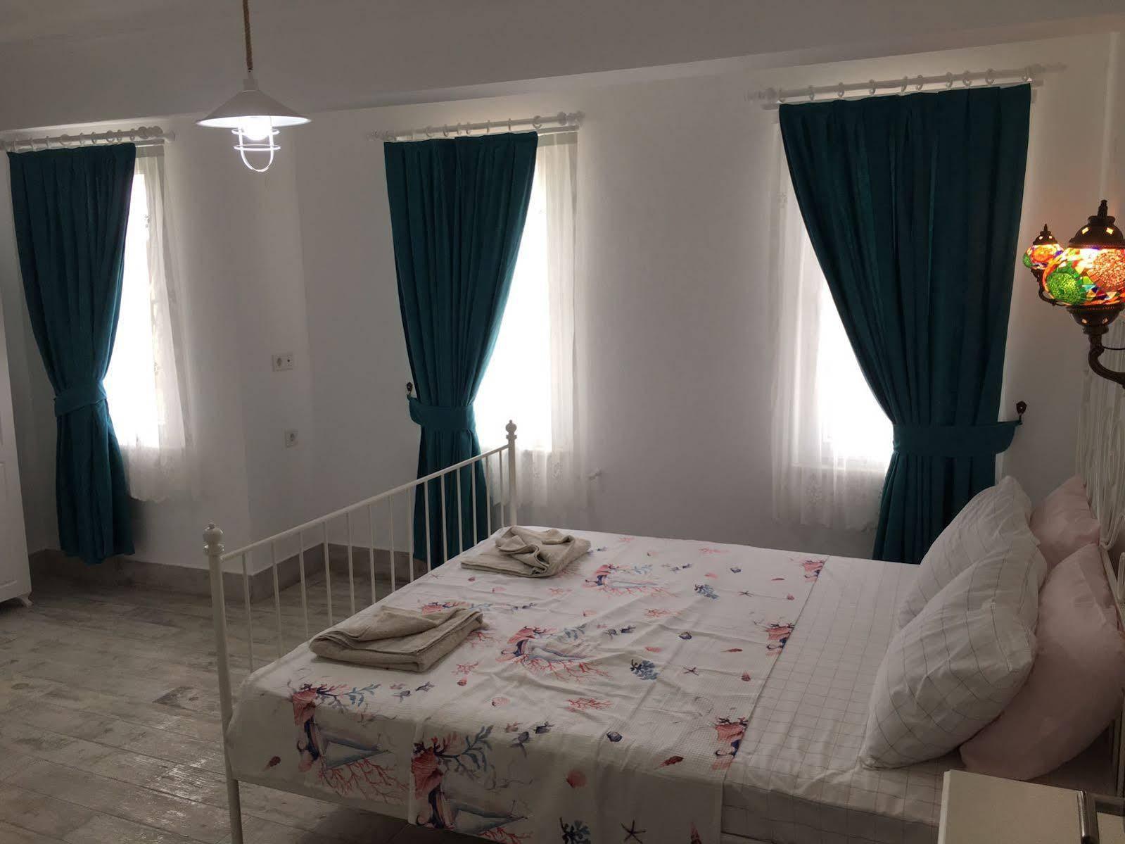 Mylos Hotel Бозджаада Экстерьер фото